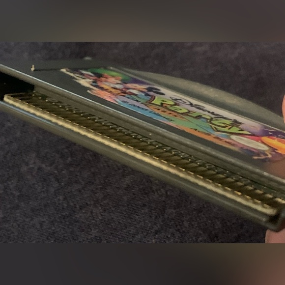 Disney’s Party for Nintendo Game Boy Advance - Picture 2 of 4